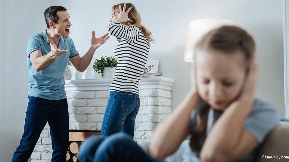 丈夫在国外怎么办离婚手续